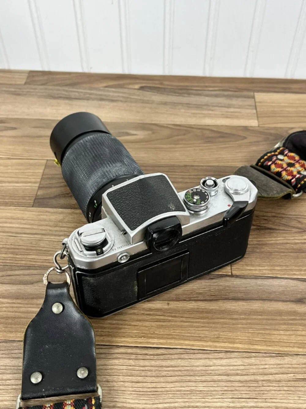 Nikon F 35mm Film SLR Camera Vintage Film Camera With Lens
